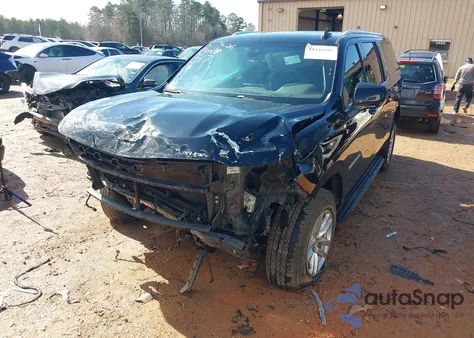 2021 Chevrolet Suburban 2Wd Ls z USA, uszkodzony, nr VIN 1GNSCBKD5MR221517